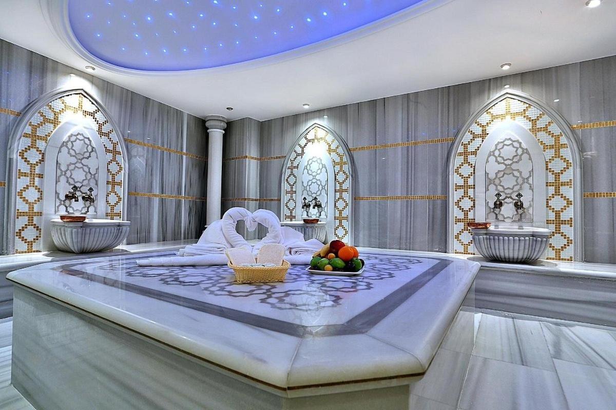 Emirhan Palace Hotel Istanbulská provincie Exteriér fotografie